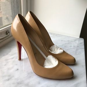 Brand new Christian louboutin pumps 38